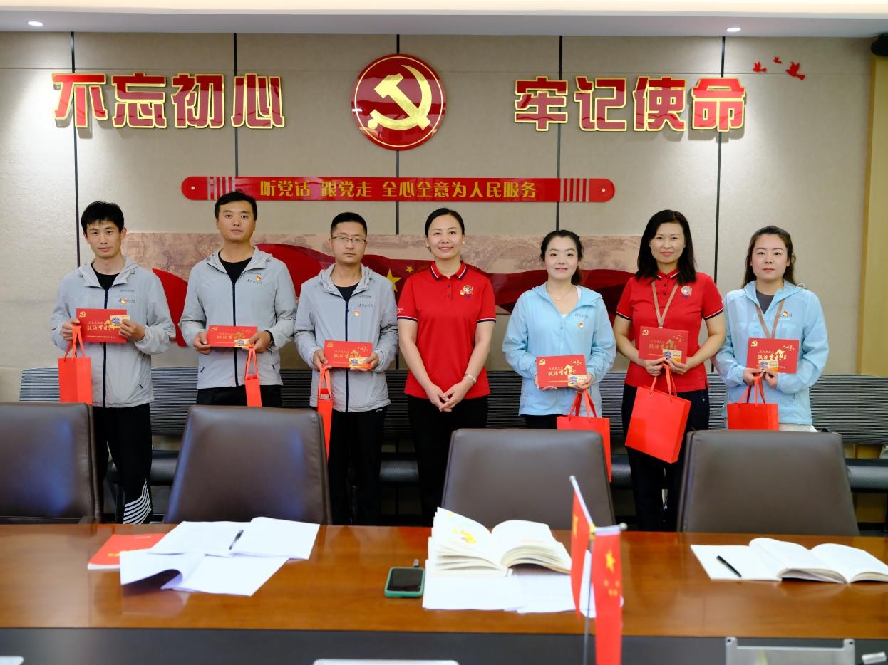 1754556399561723.jpg c.jpg